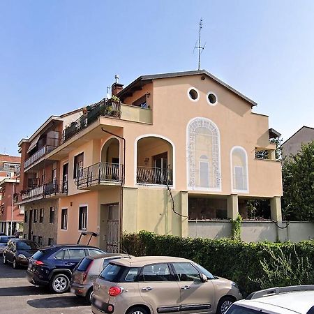 Ferienwohnung Yellow House Turin Exterior foto