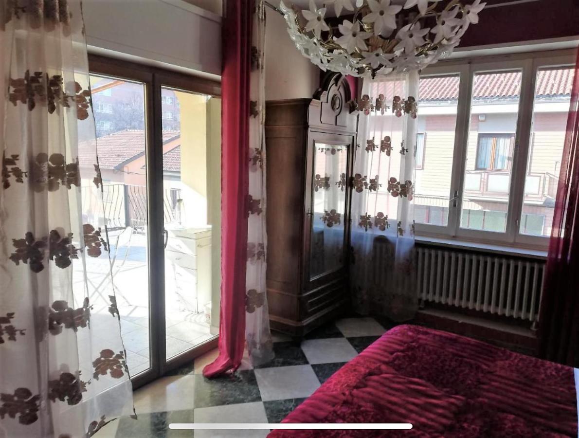 Ferienwohnung Yellow House Turin Exterior foto